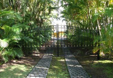 Why Having a Motorized Gate Installed is Beneficial