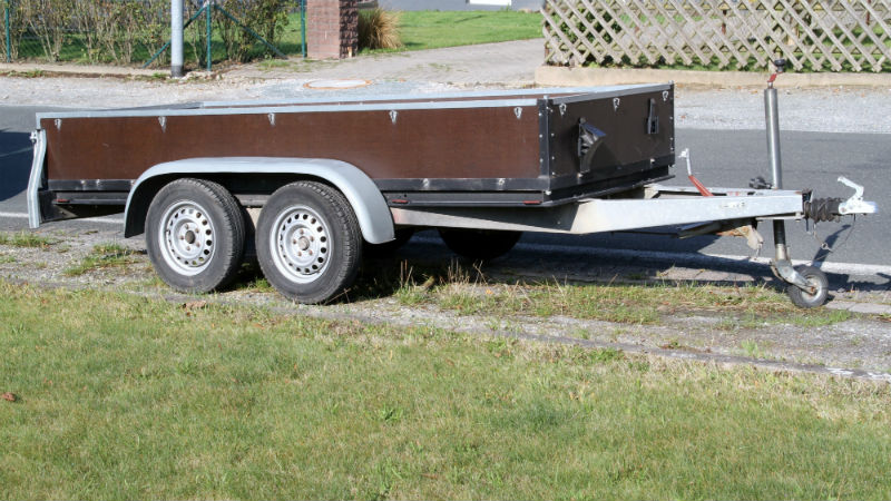 3 Things To Consider When Buying New Yard Trailers