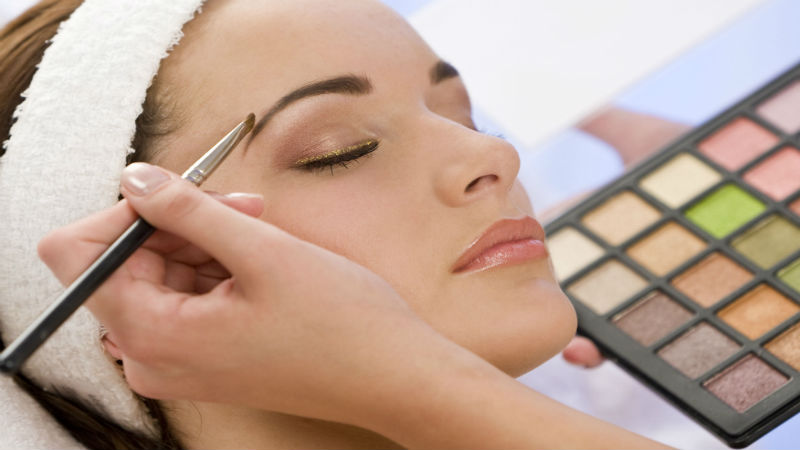 Start Your Beauty Career with a Makeup Certification in Dallas Fort Wort