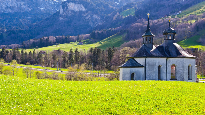 Where faith flourishes: Christian churches in Broken Arrow, OK