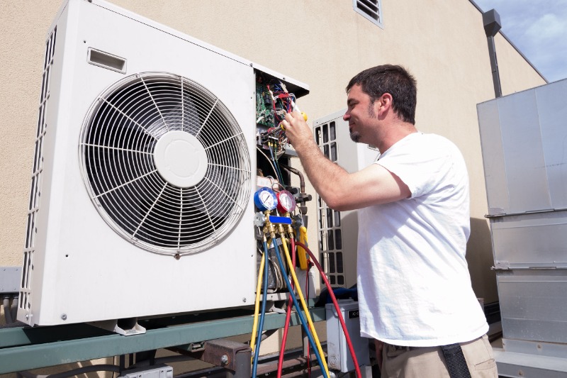 Benefits of Scheduling an Early Maintenance Visit with an Air Conditioning Service St. Augustine for Maintenance